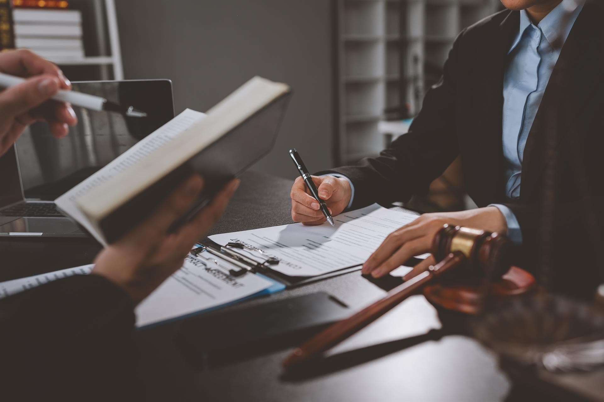Abogados expertos en derecho civil y herencias